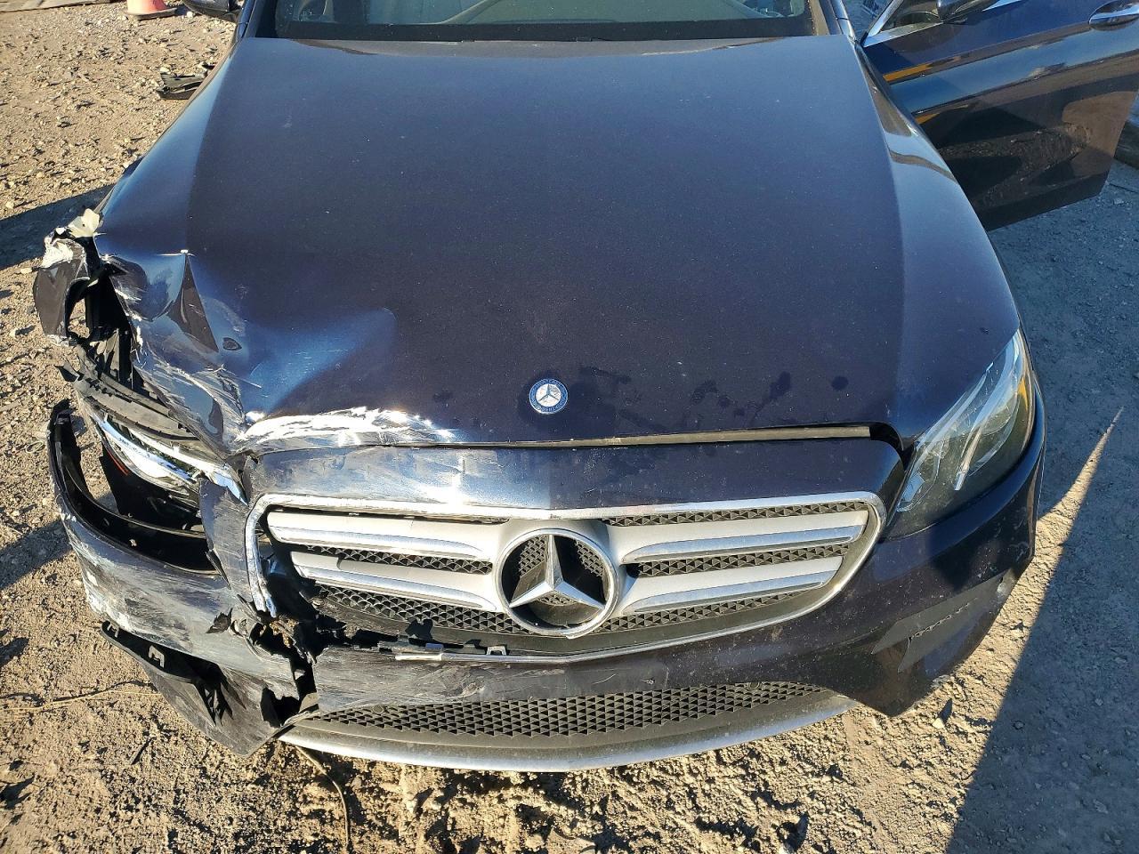 2017 MERCEDES-BENZ E-Class