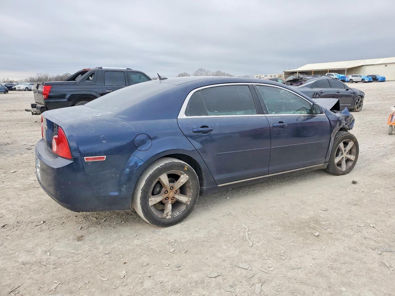 2011 CHEVROLET MALIBU