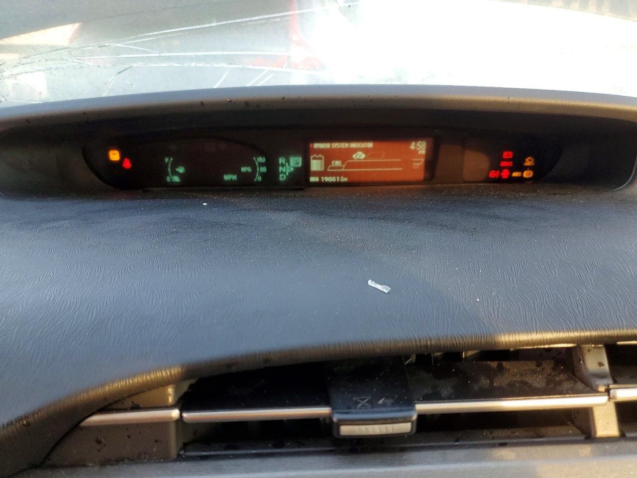 2013 TOYOTA PRIUS