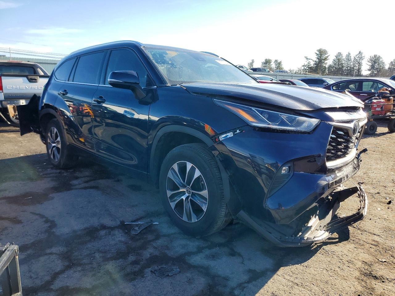 2021 TOYOTA HIGHLANDER