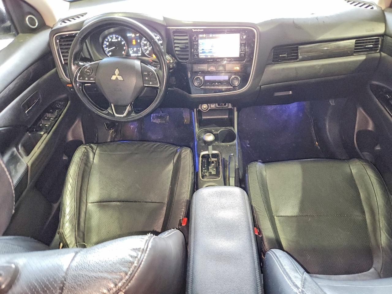 2016 MITSUBISHI outlander