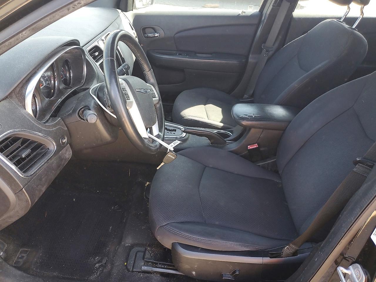 2013 CHRYSLER 200