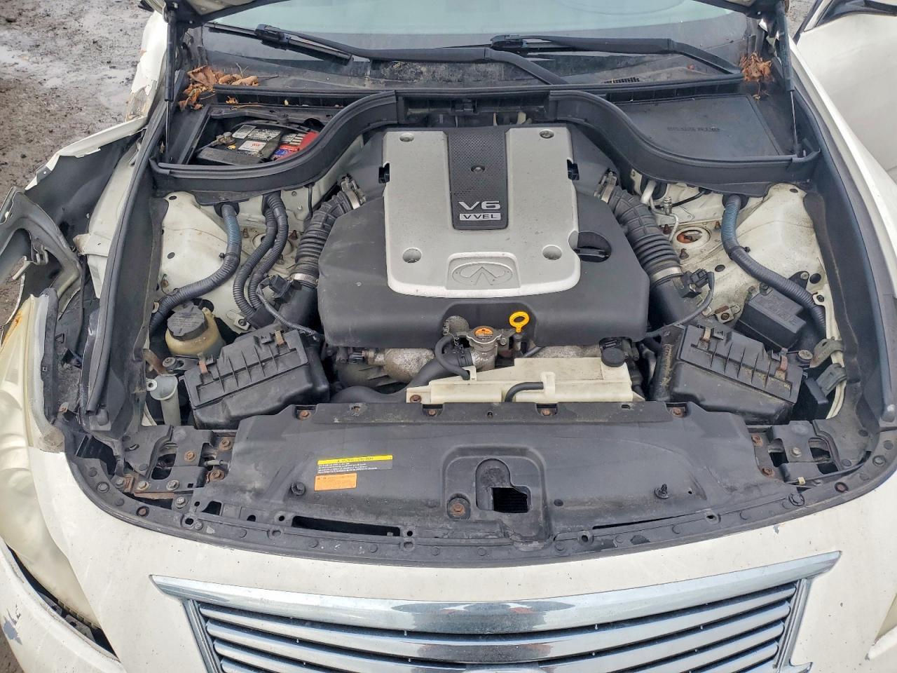 2011 INFINITI G37