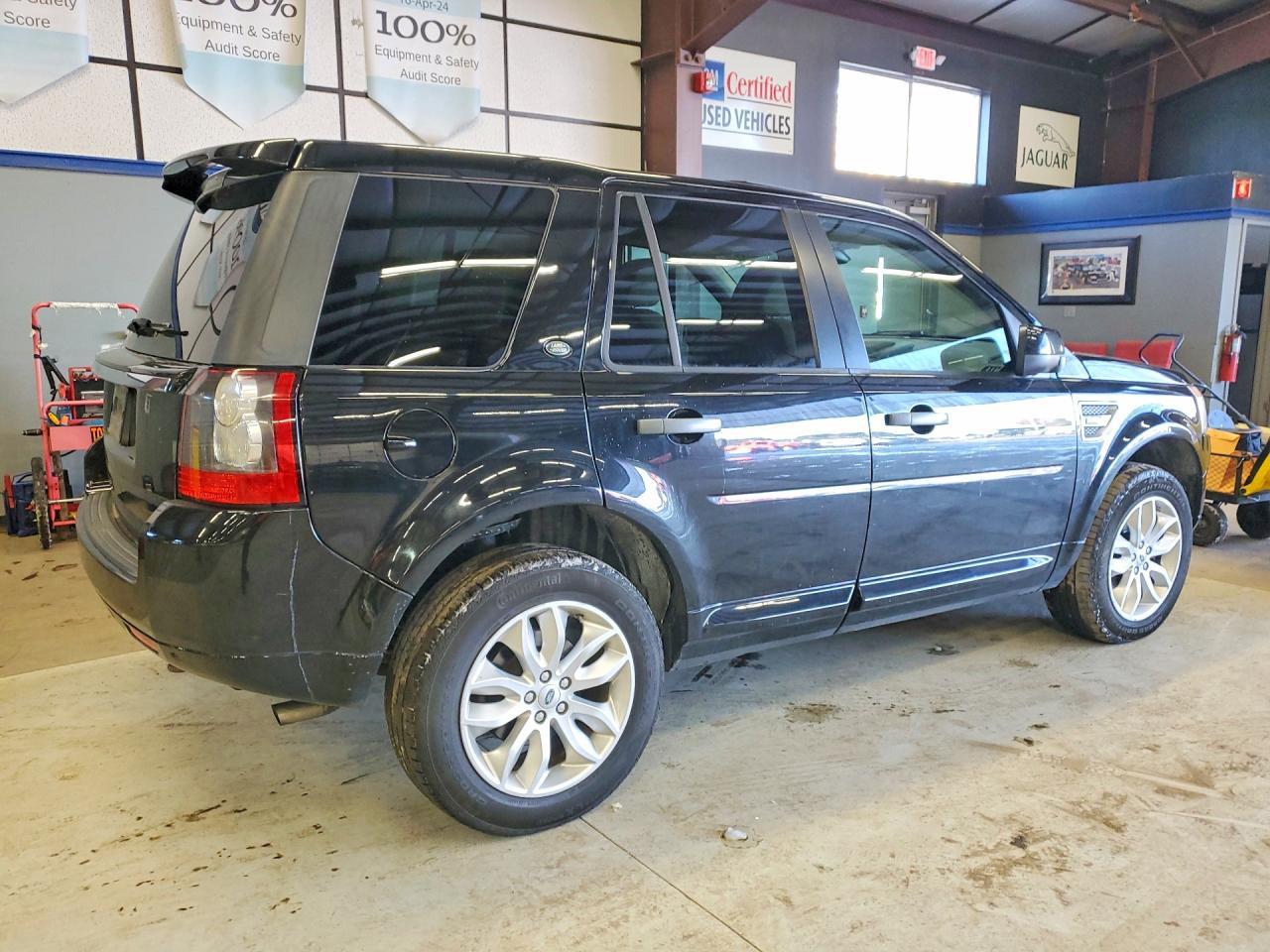 2011 LAND ROVER LR2