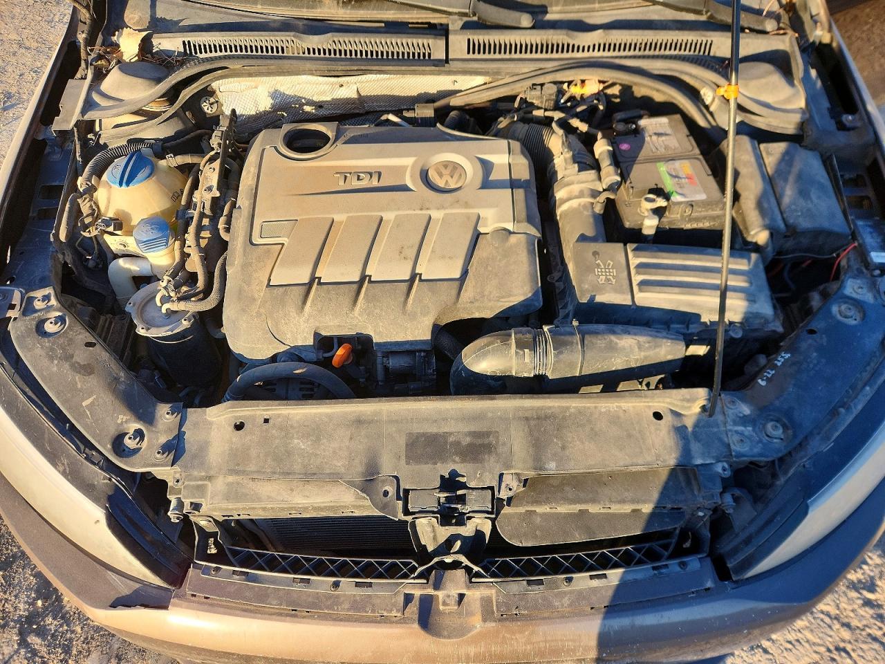 2011 VOLKSWAGEN JETTA