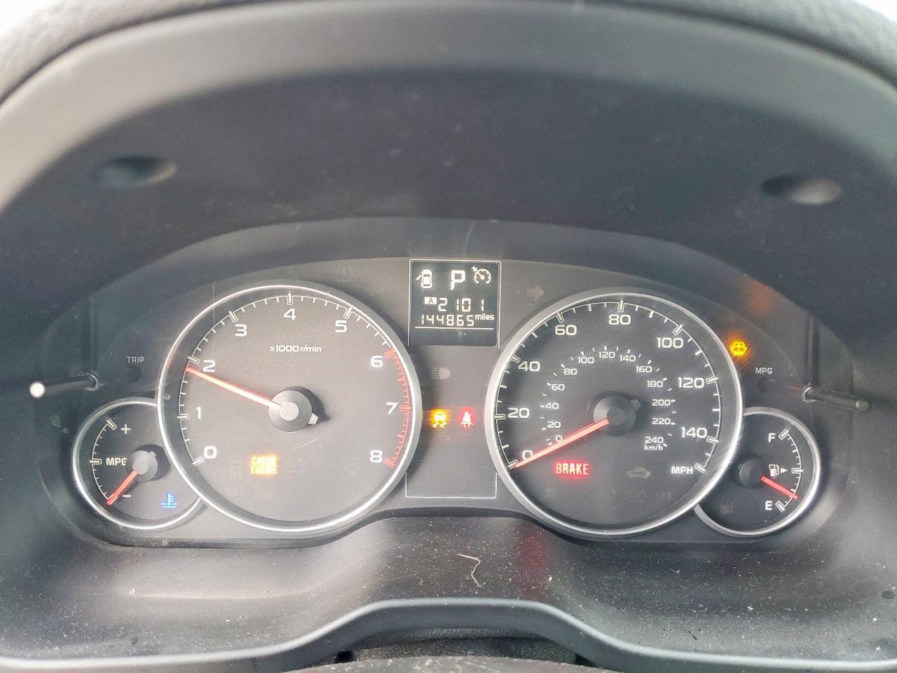 2013 SUBARU Legacy