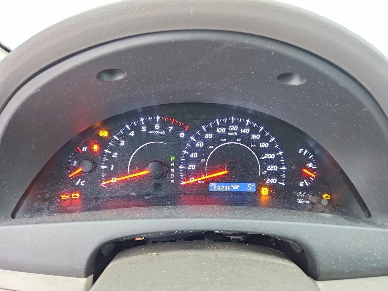 2011 TOYOTA CAMRY
