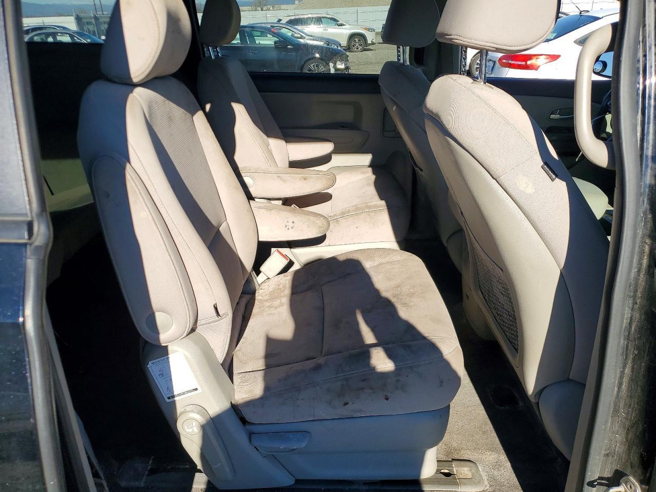 2015 KIA SEDONA