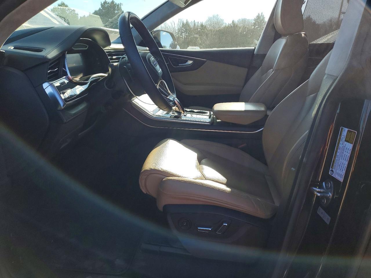 2019 AUDI Q8