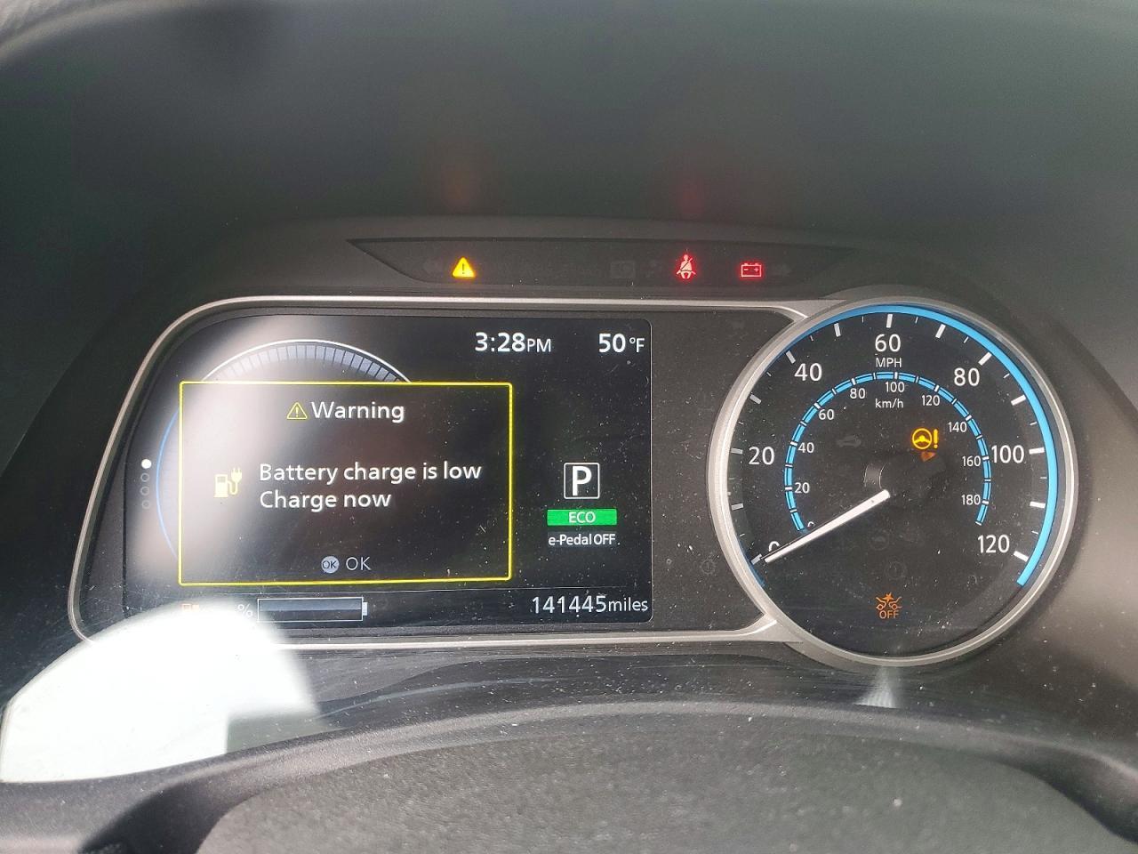 2019 NISSAN LEAF