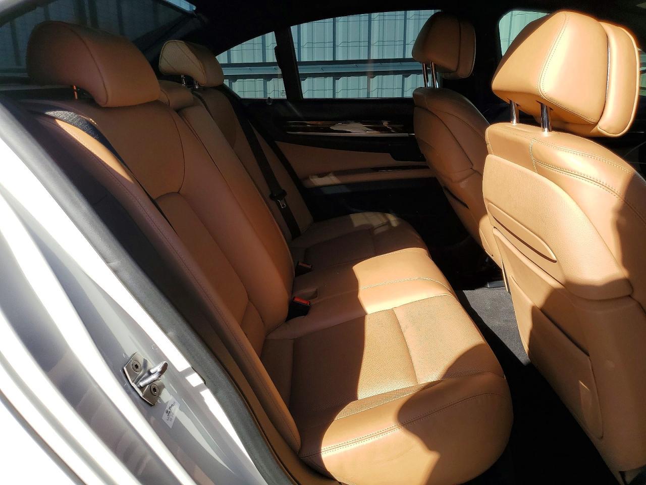 2013 BMW 7 series