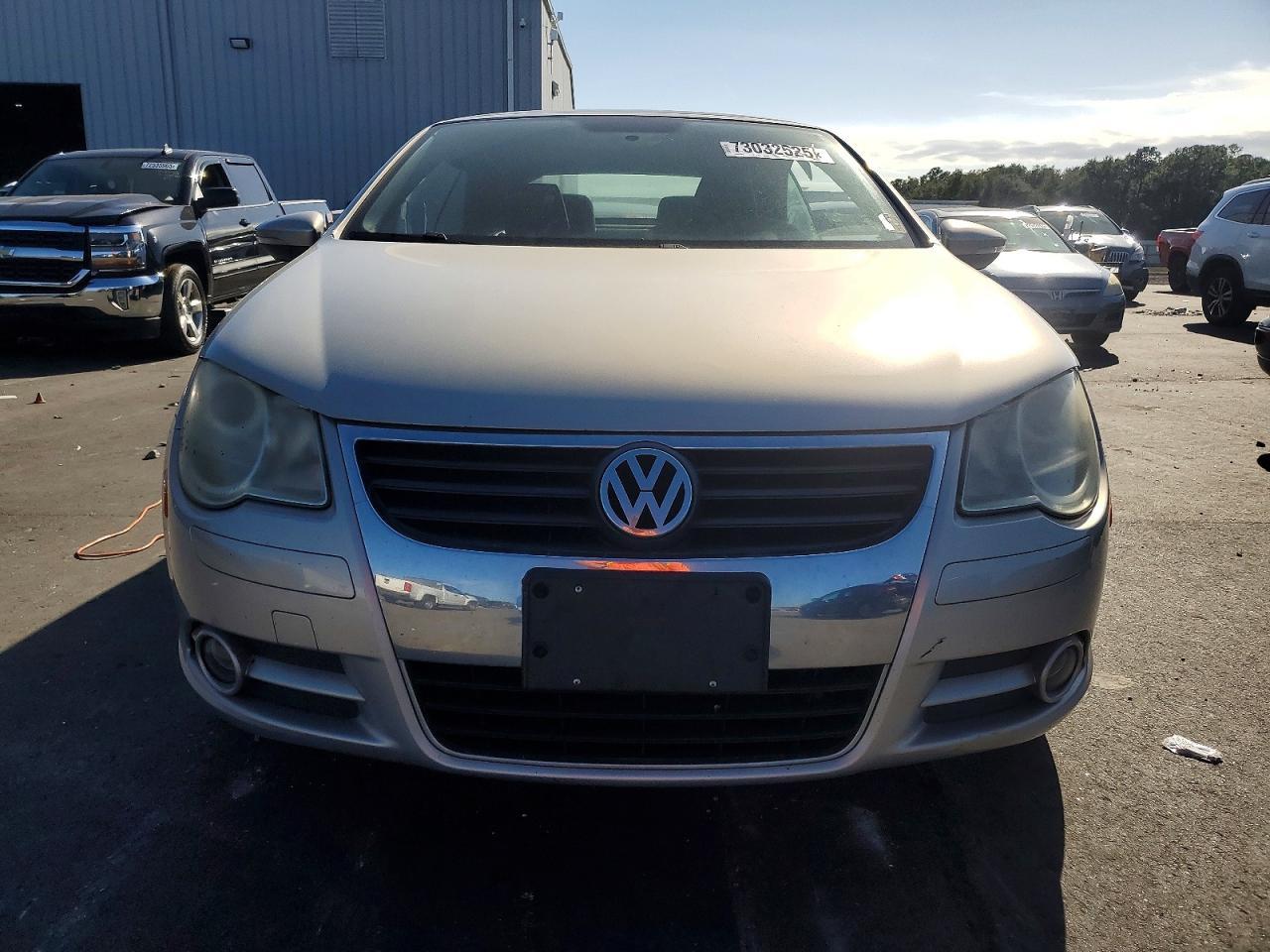 2009 VOLKSWAGEN EOS