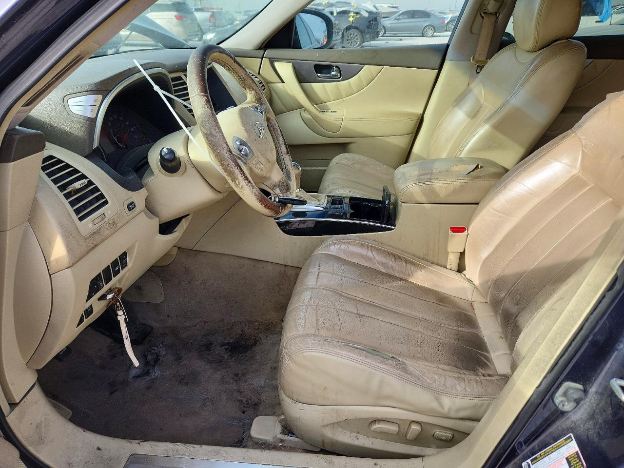 2011 INFINITI FX35