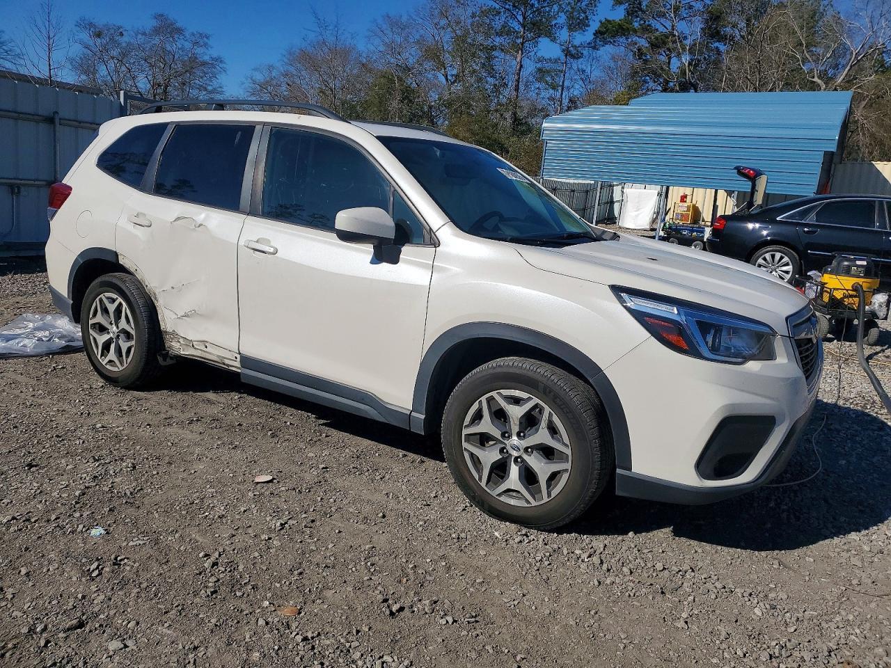 2020 SUBARU FORESTER