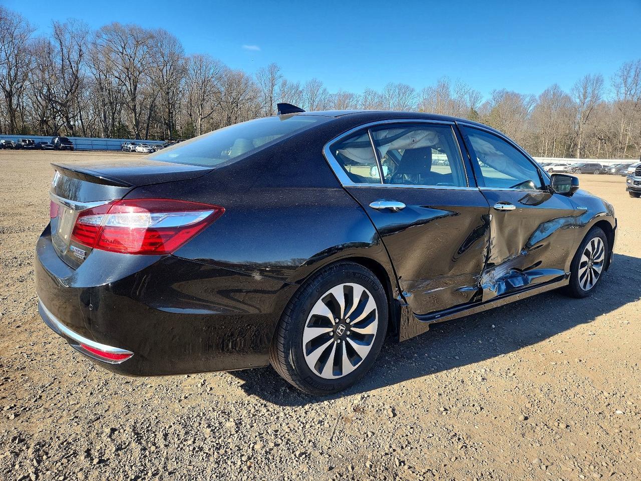 2017 HONDA ACCORD