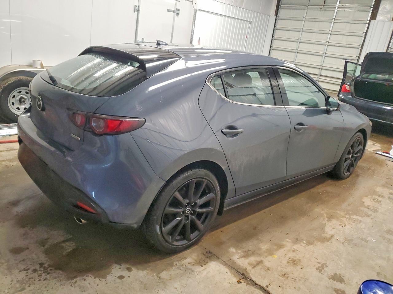 2021 MAZDA 3