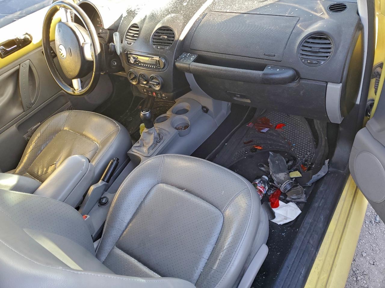 2000 VOLKSWAGEN Beetle