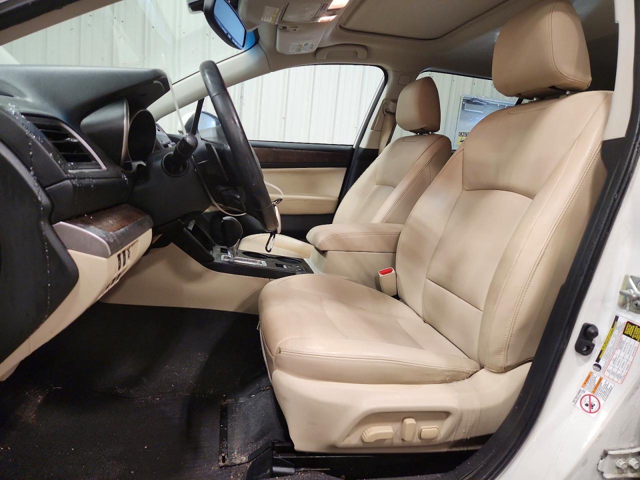 2016 SUBARU Outback