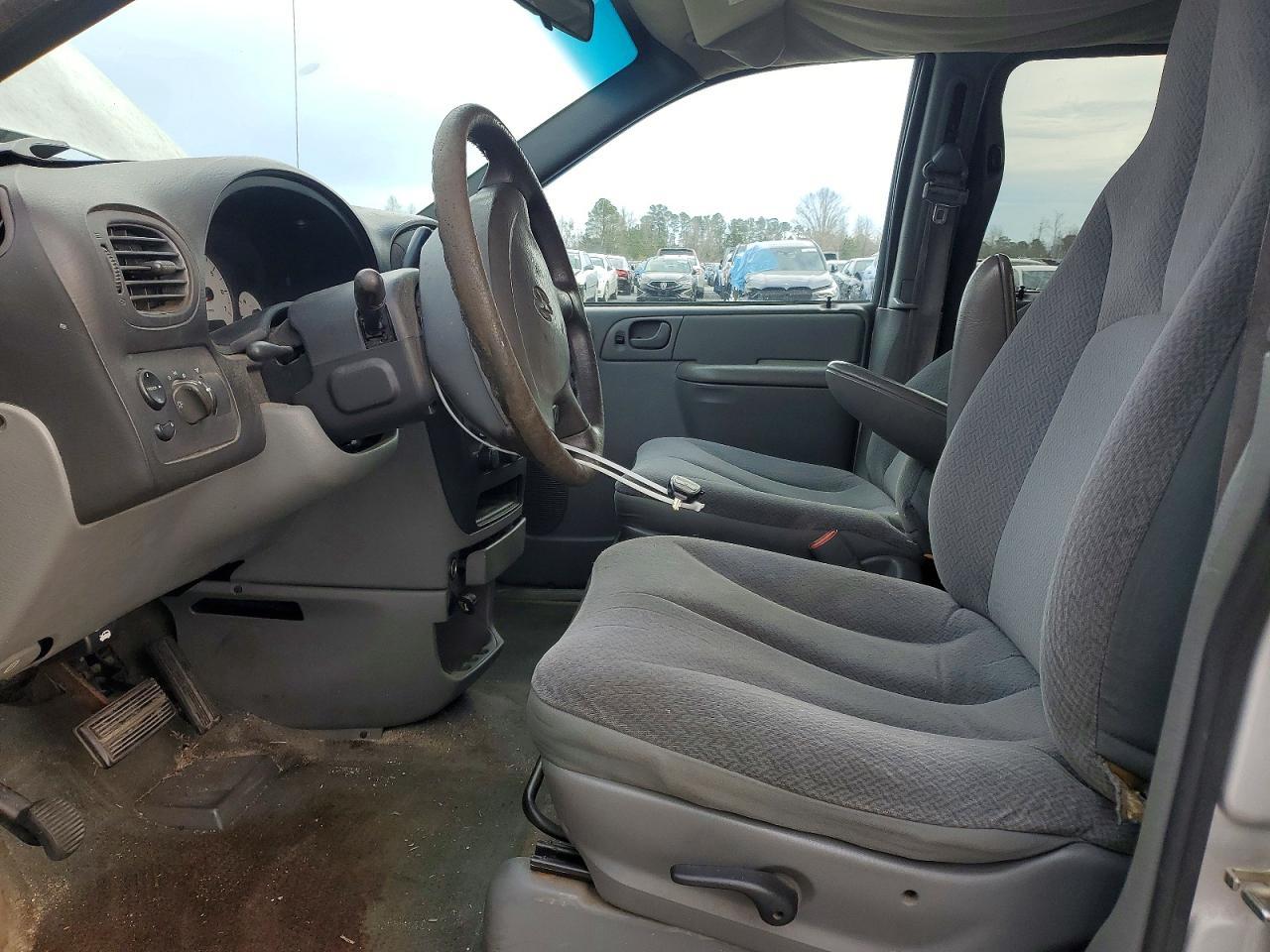 2004 DODGE GRAND CARAVAN
