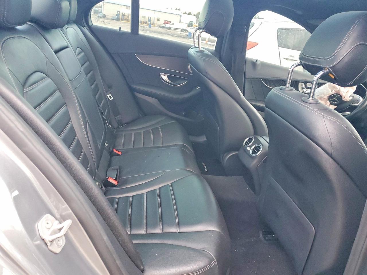 2016 MERCEDES-BENZ C-CLASS