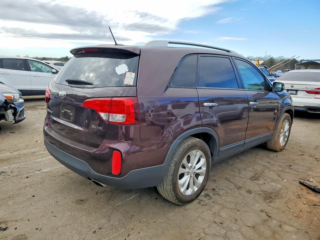 2015 KIA SORENTO