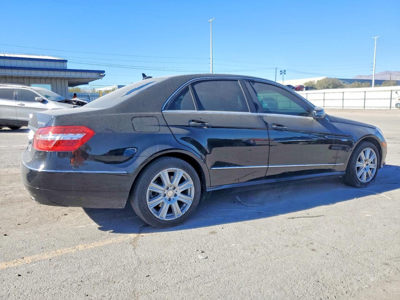2012 MERCEDES-BENZ E-Class