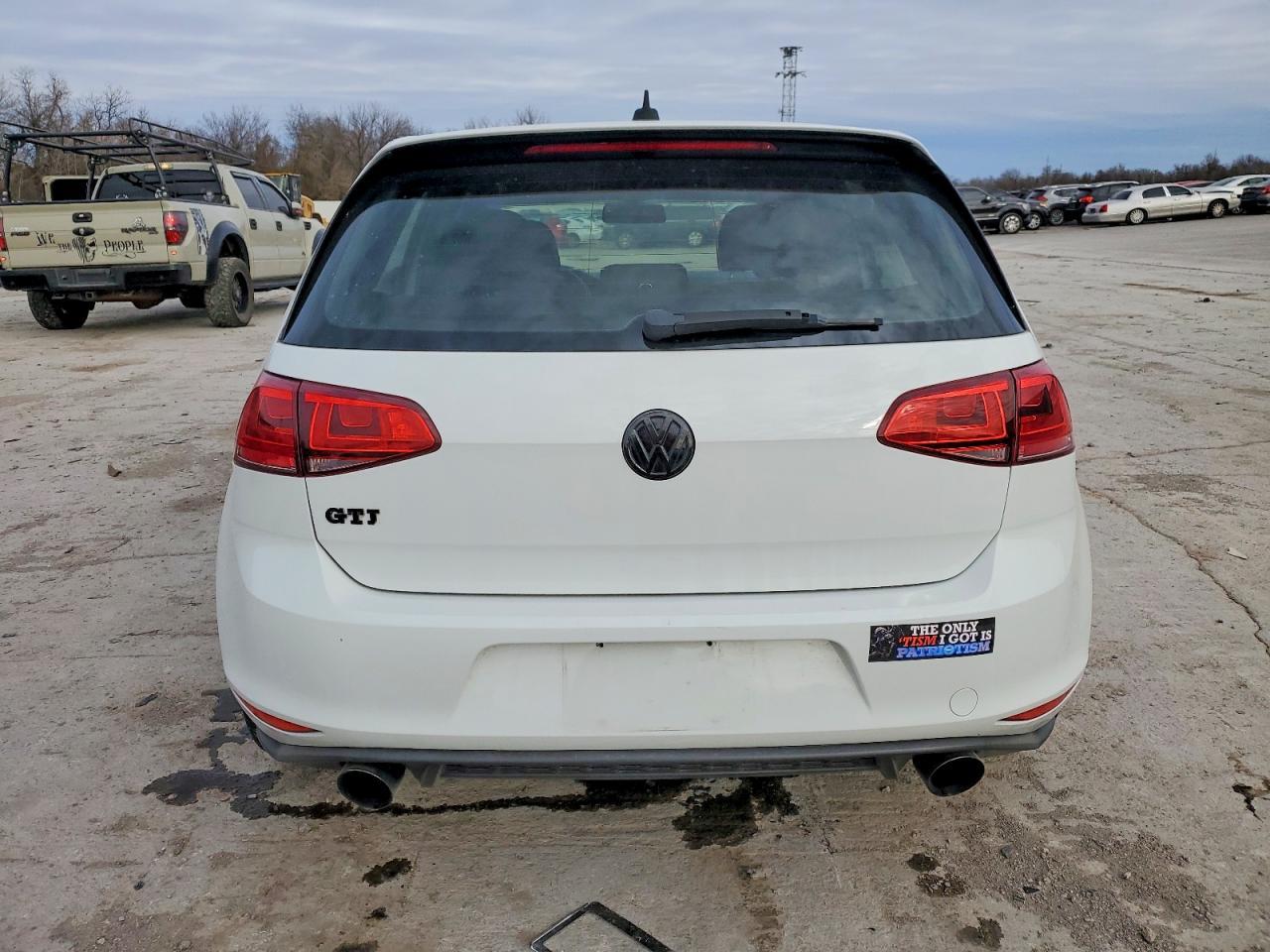 2017 VOLKSWAGEN GTI