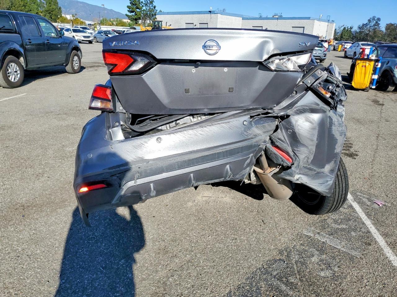2021 NISSAN VERSA