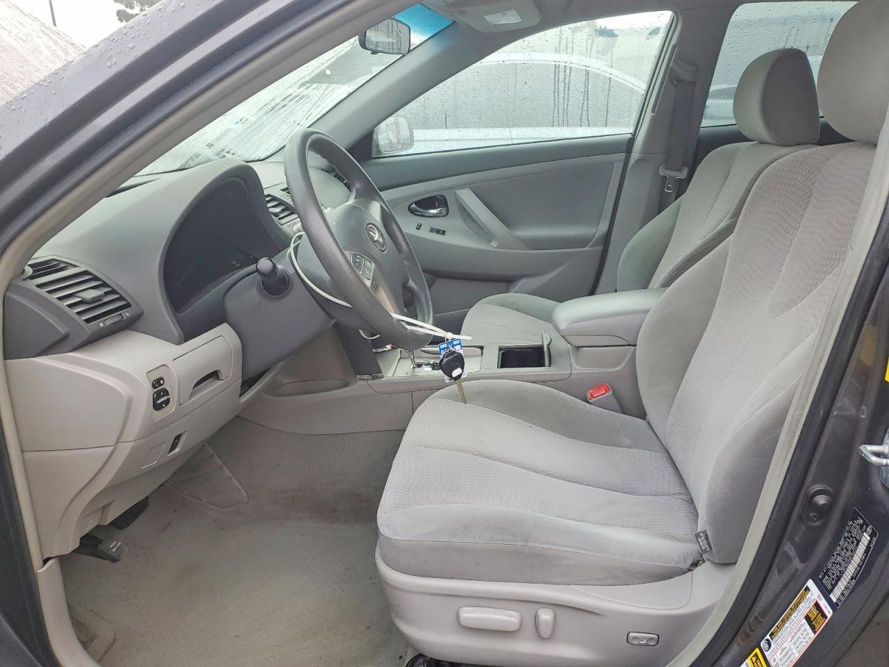 2011 TOYOTA CAMRY
