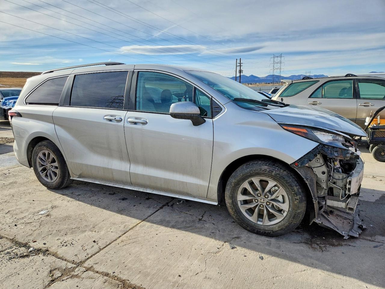 2024 TOYOTA SIENNA