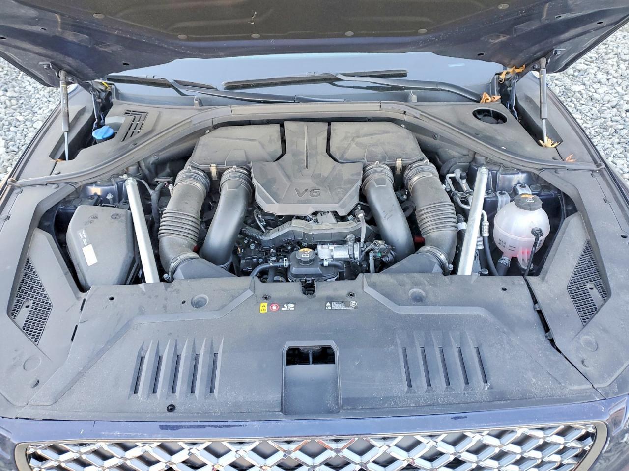 2025 GENESIS GV70