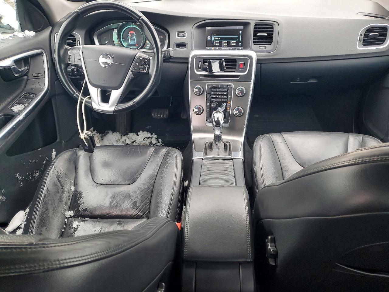 2014 VOLVO S60