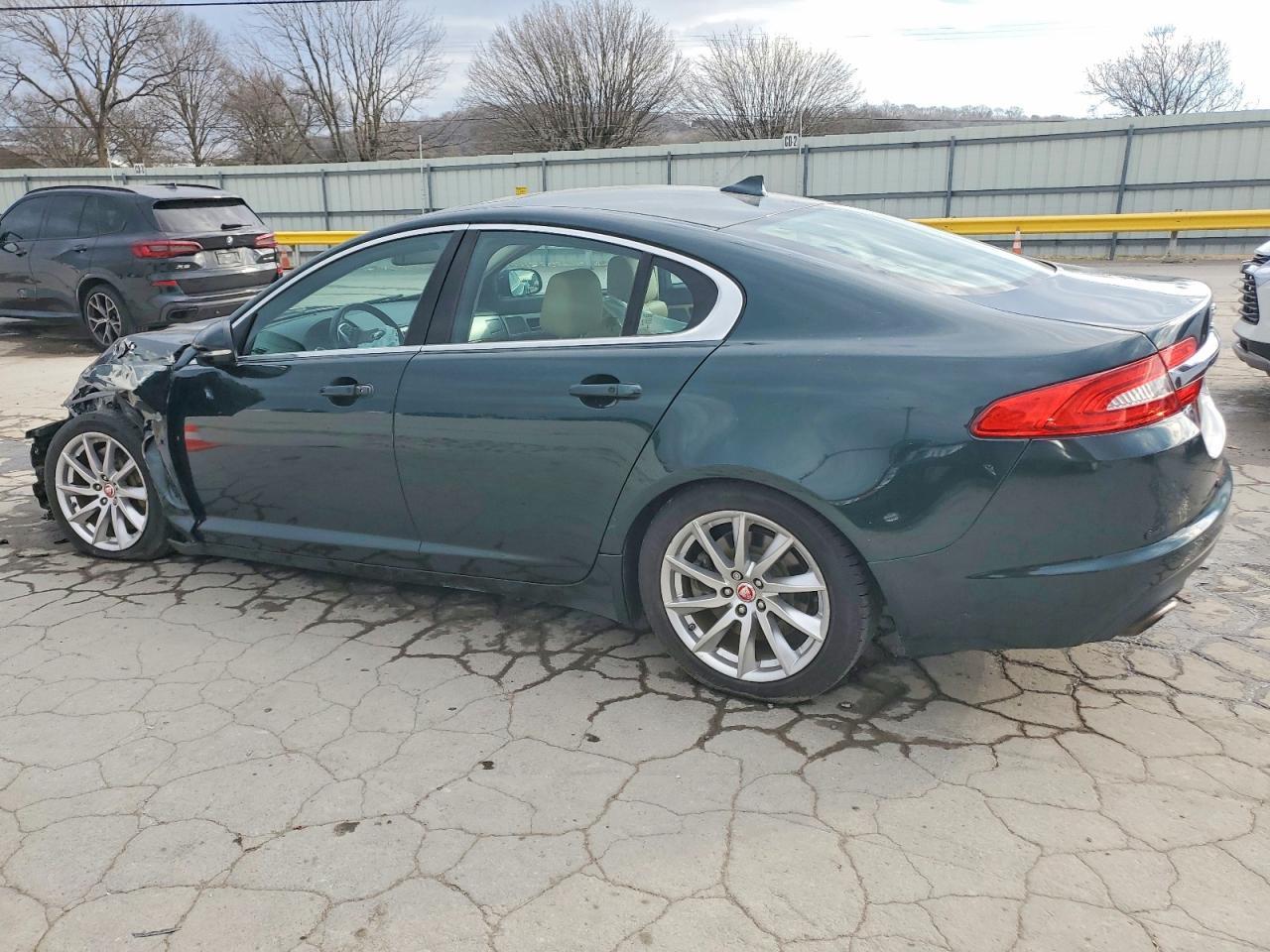 2015 JAGUAR XF
