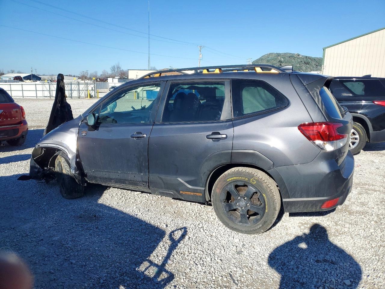 2023 SUBARU FORESTER