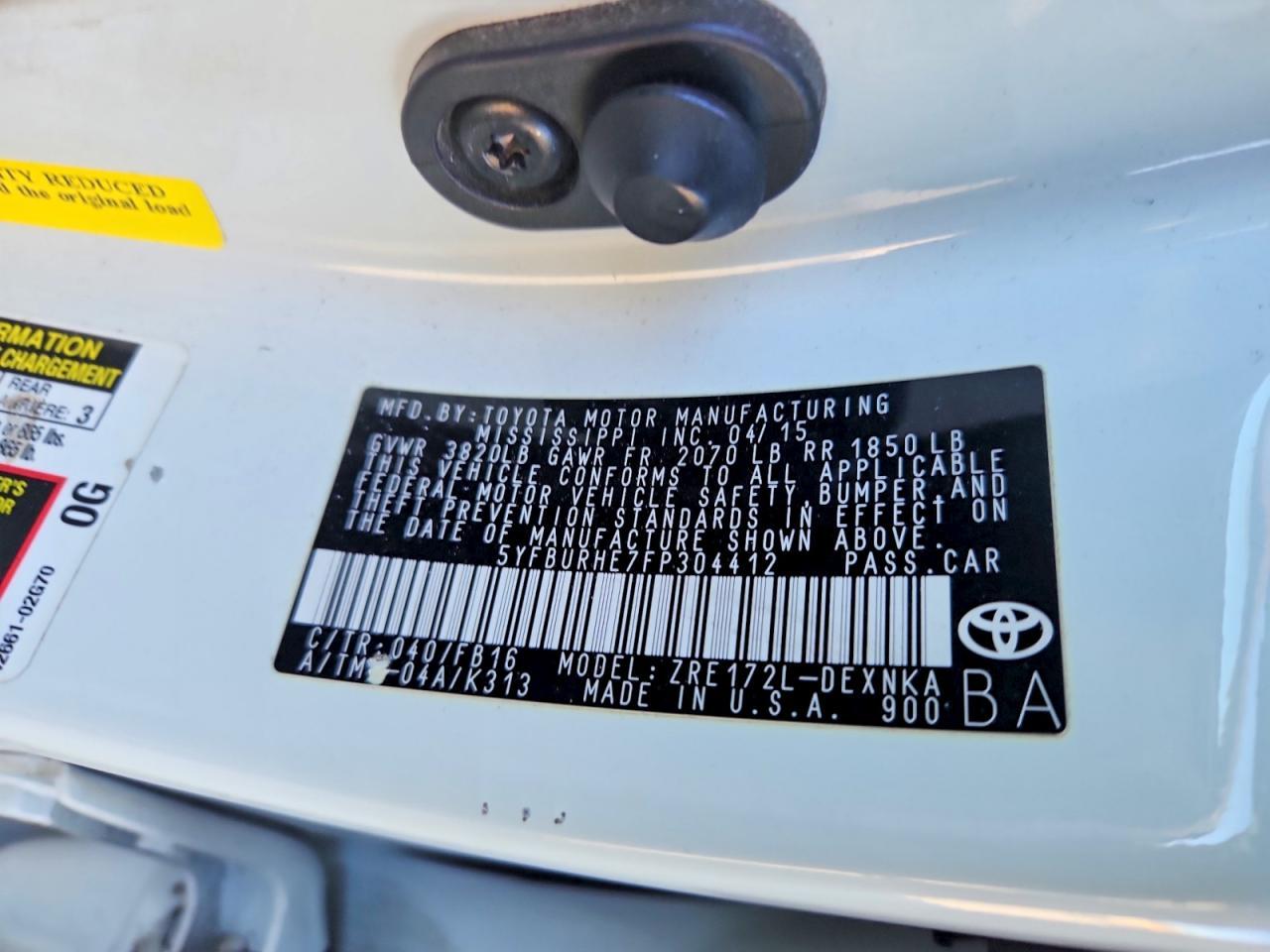 2015 TOYOTA COROLLA