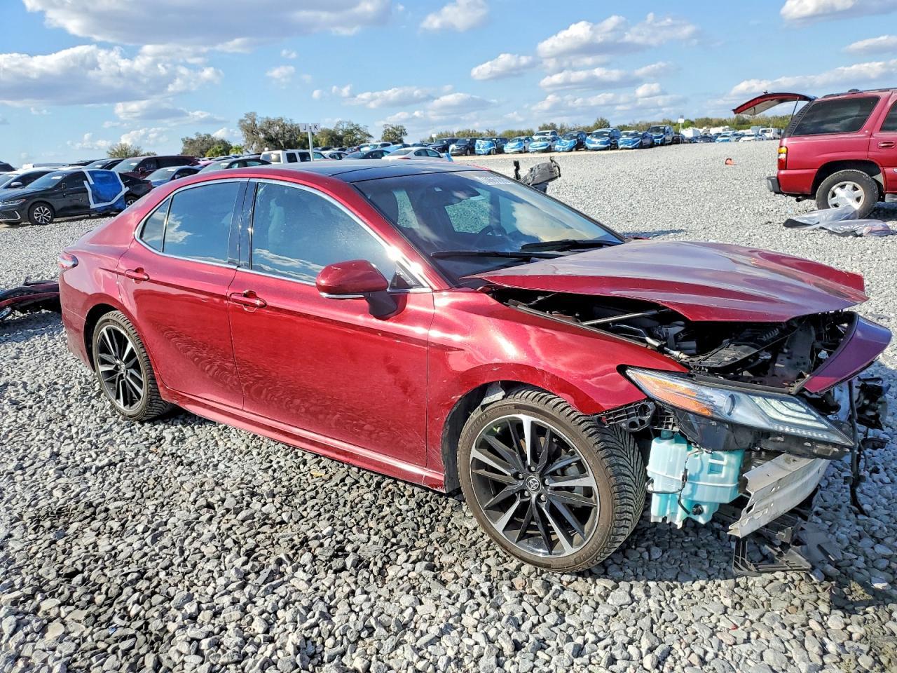 2018 TOYOTA CAMRY