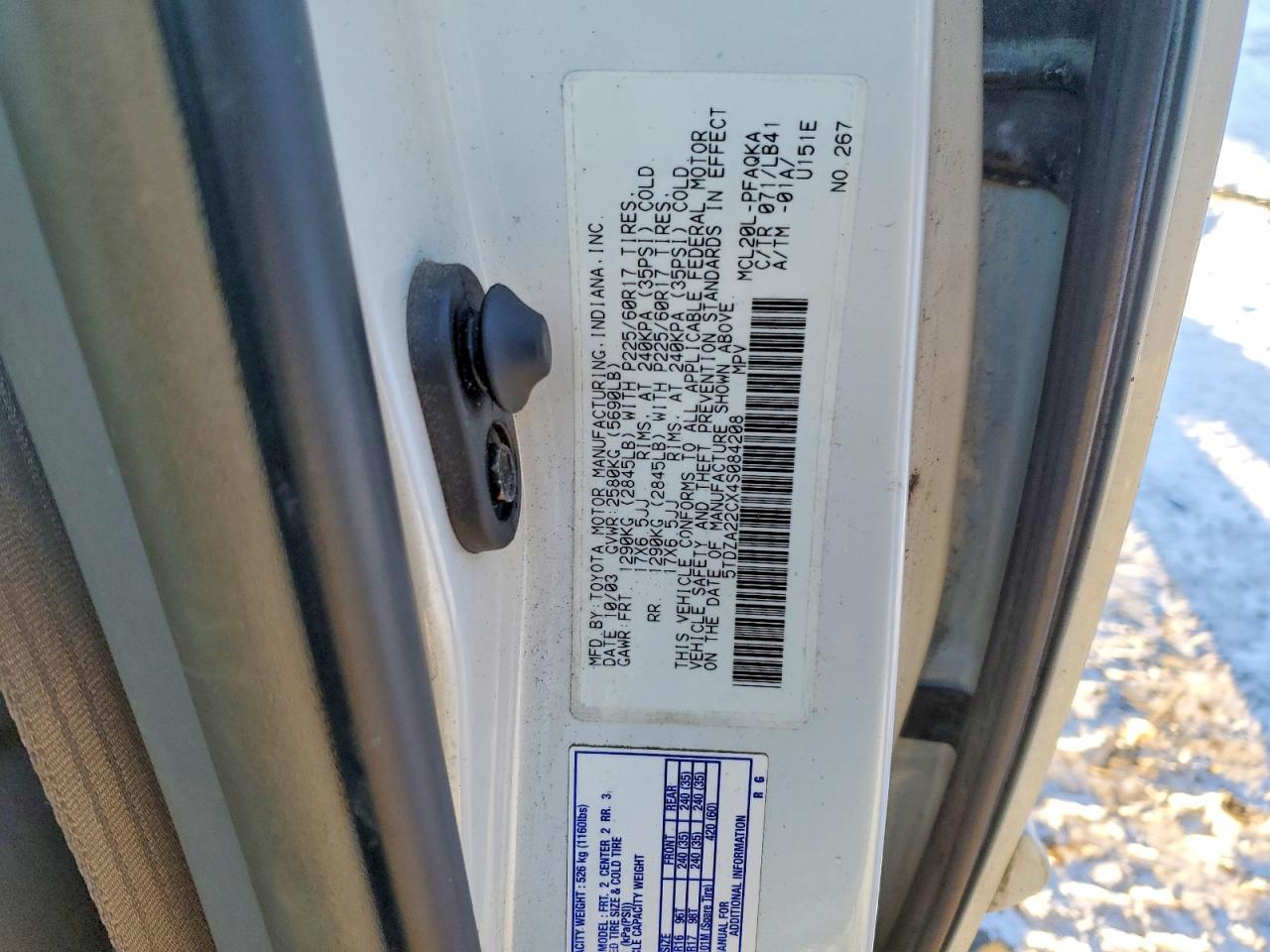 2004 TOYOTA SIENNA