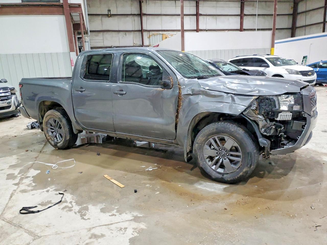 2025 NISSAN Frontier