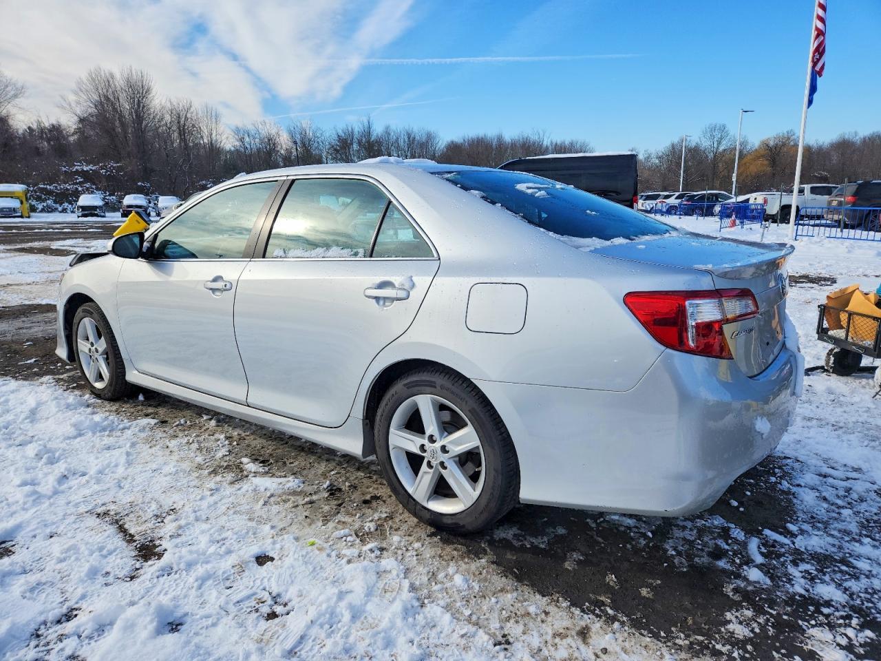 2013 TOYOTA CAMRY