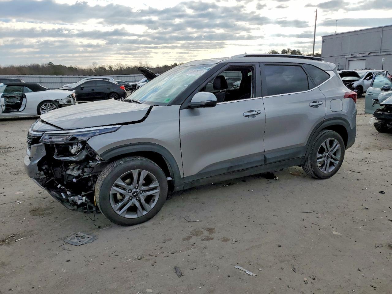 2023 KIA SELTOS