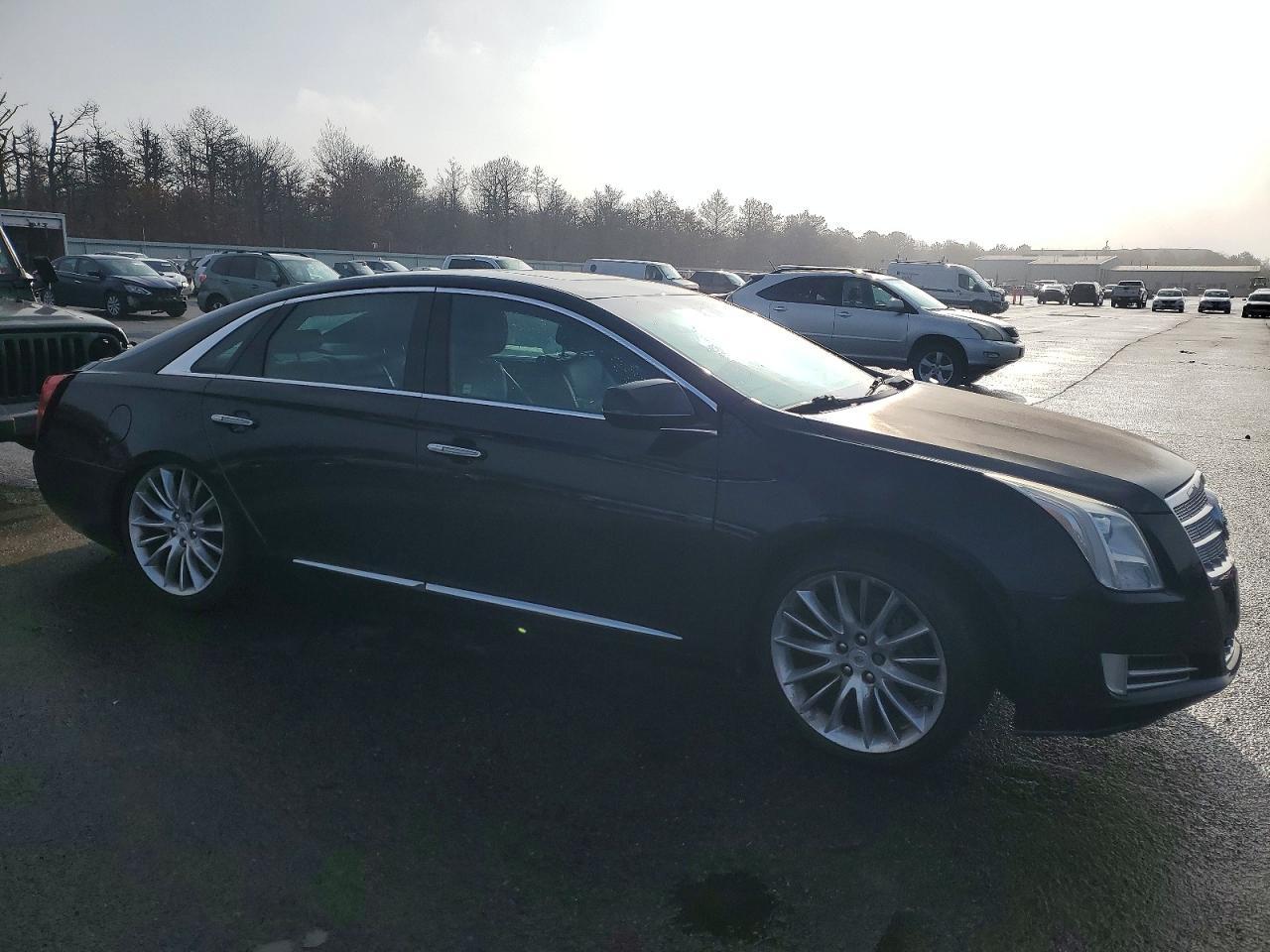 2013 CADILLAC XTS