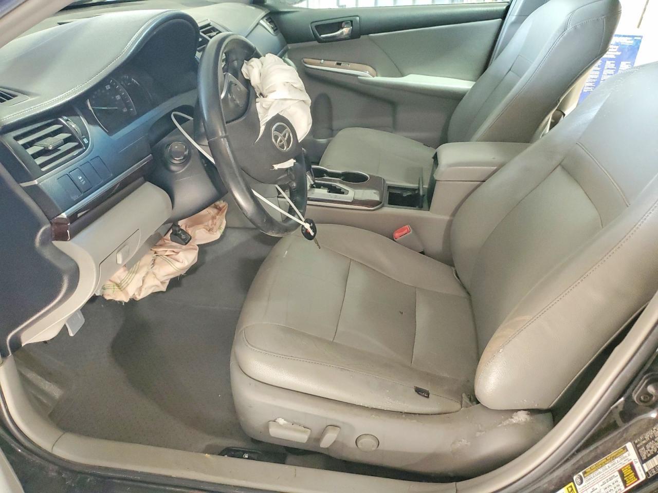 2012 TOYOTA CAMRY
