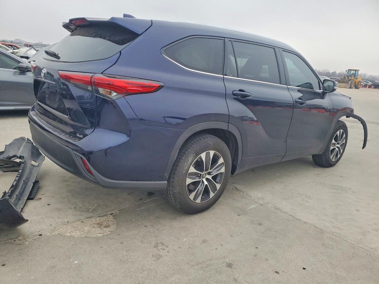 2021 TOYOTA HIGHLANDER