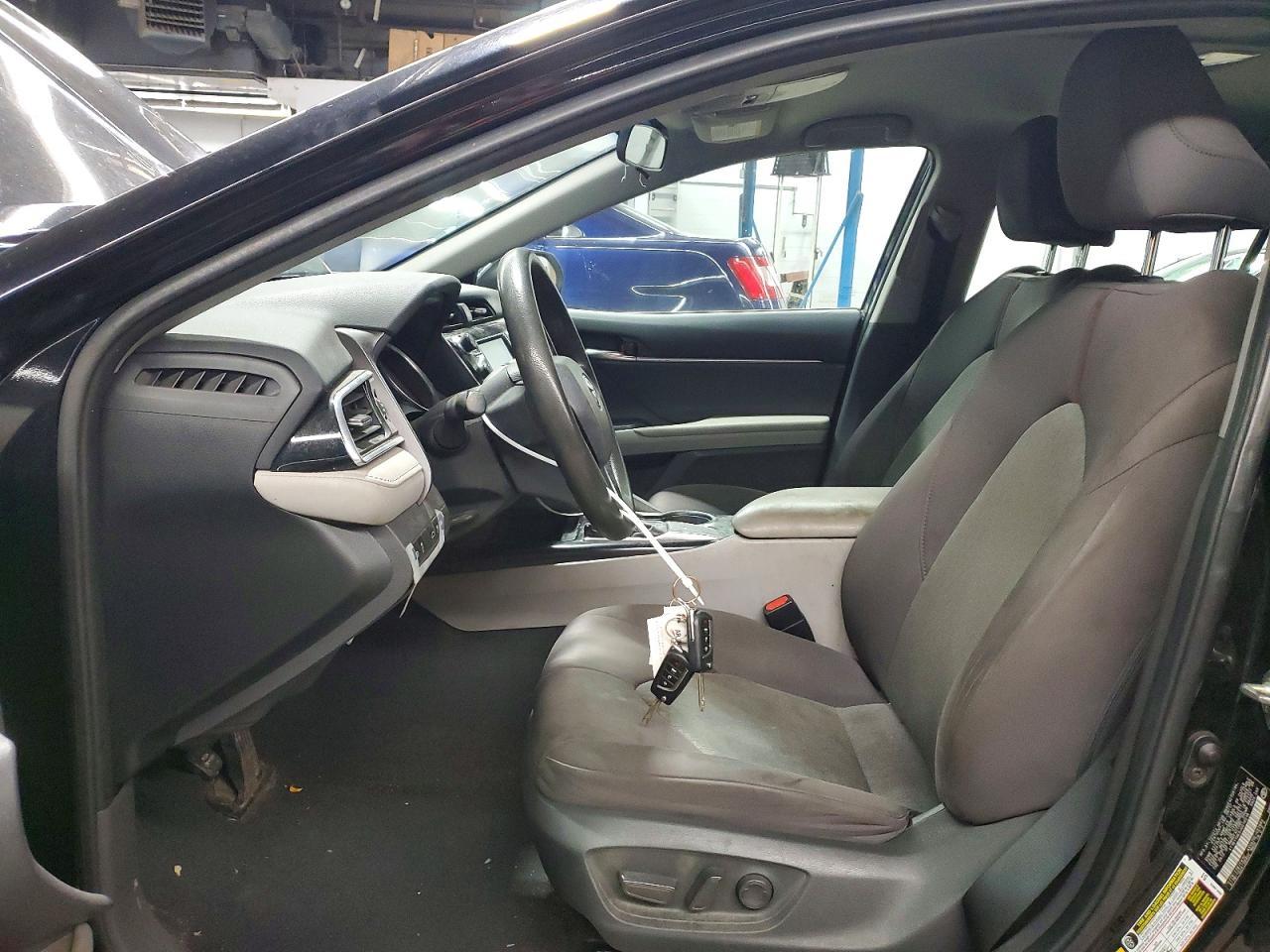 2018 TOYOTA CAMRY
