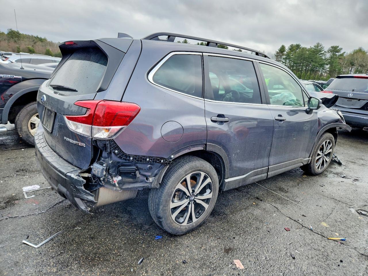 2023 SUBARU FORESTER