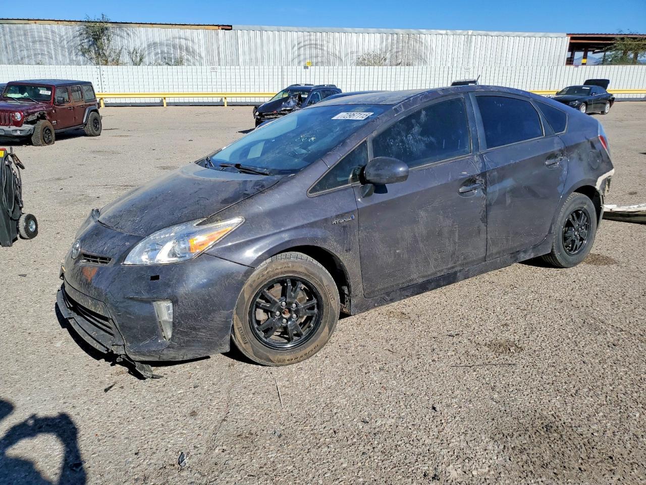 2015 TOYOTA PRIUS