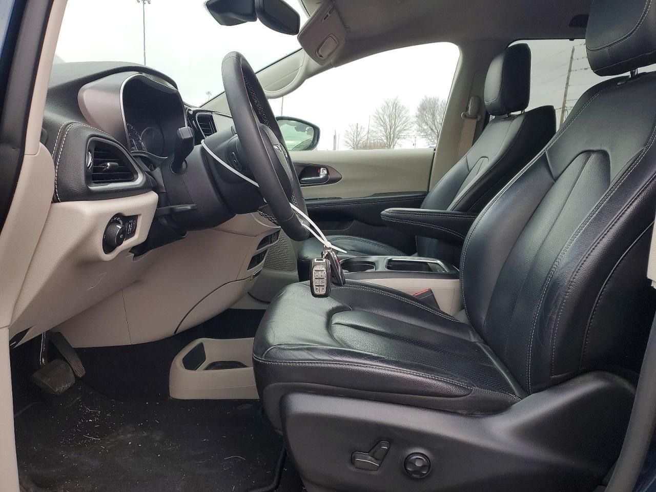 2022 CHRYSLER Pacifica
