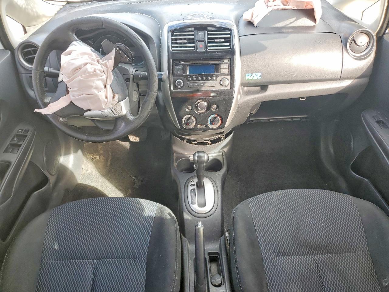2015 NISSAN Versa Note