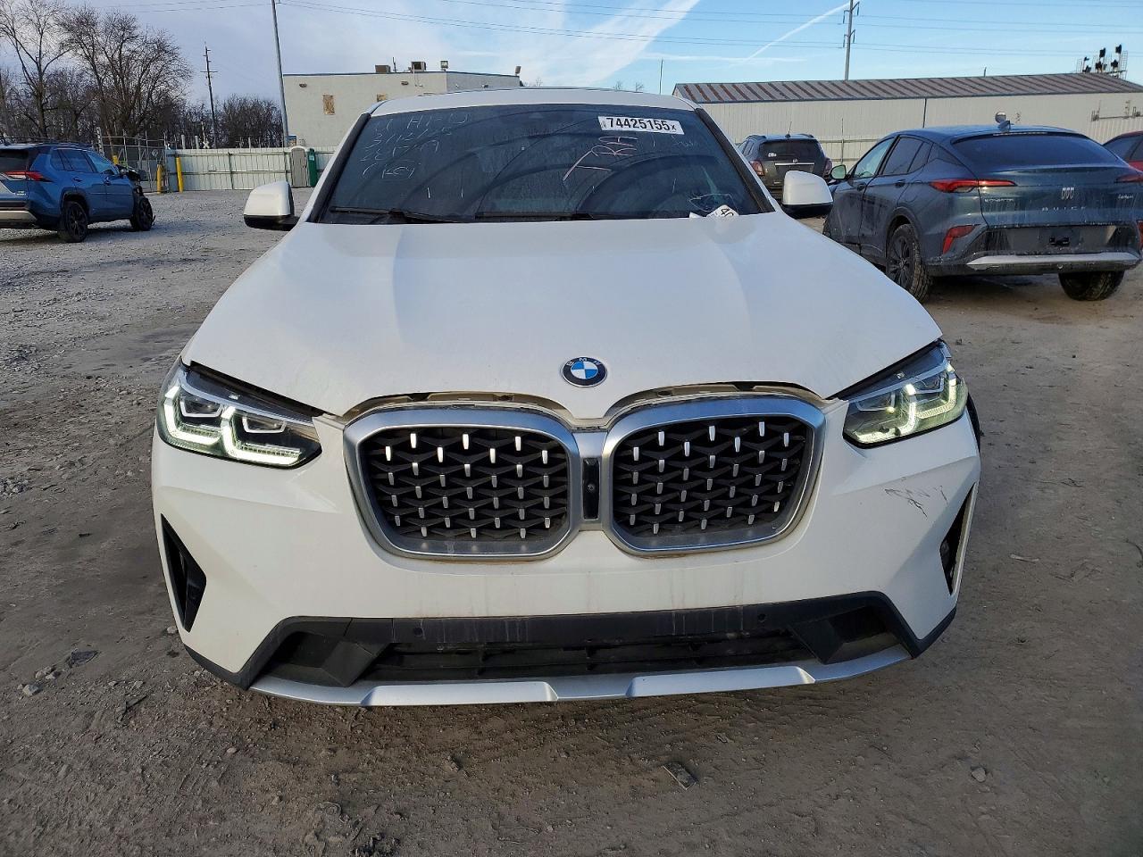 2022 BMW X4