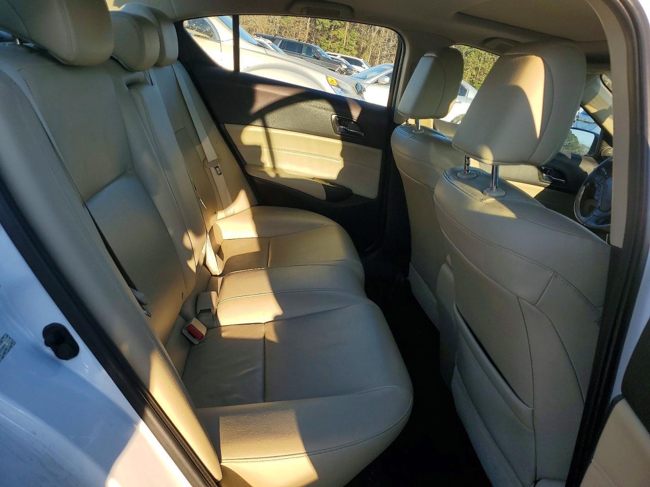 2016 ACURA ILX